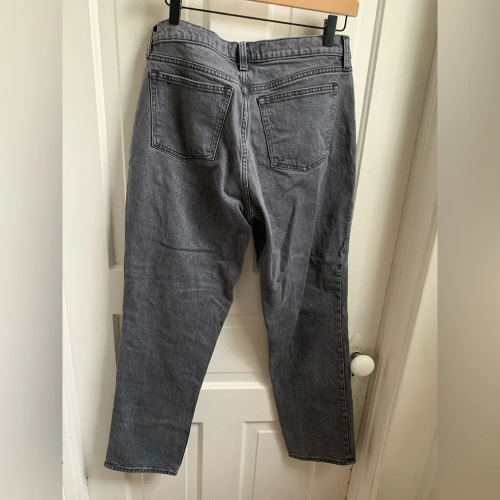 Abercrombie & Fitch 90’s Straight Mid Rise Curve Love Gray Jeans Size 28